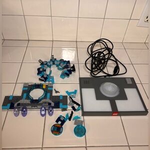 Lego Dimensions Game Pad & Portal plus additional Discs -Xbox 360 **Read**